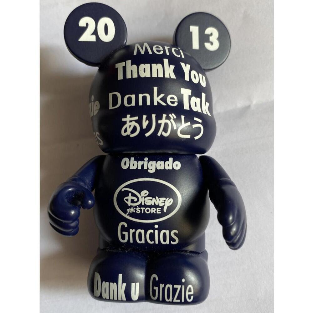 Cast‎ Exclusive Disney Store by Mermesho Mickey #3e7018